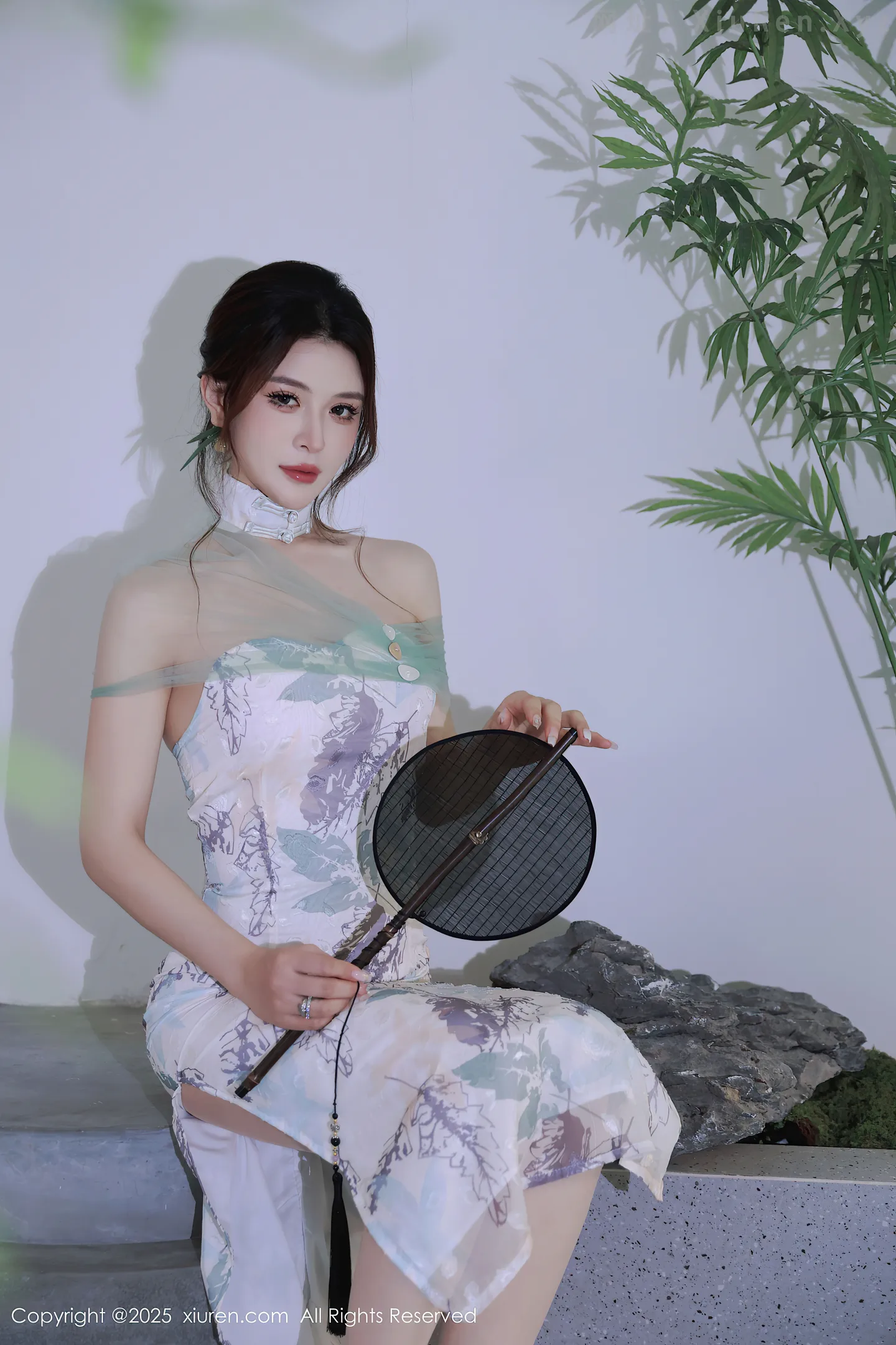 图片[6]-[XiuRen秀人网]VOL.10694 模特阿依莎性感浅色古风服饰配超薄肉色秀高挑曼妙身材诱惑写真82P-秀人网官方网站